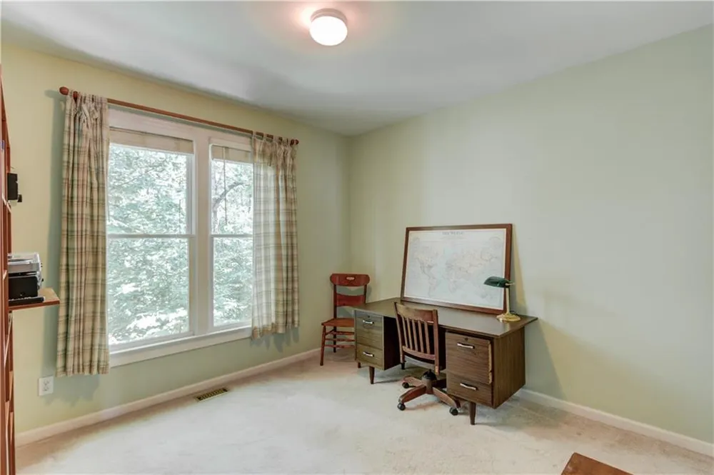 5989 Grand Loop Road Sugar Hill, GA 30518