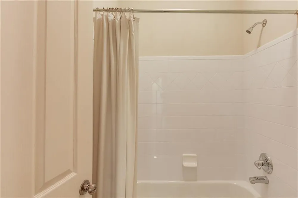 5989 Grand Loop Road Sugar Hill, GA 30518
