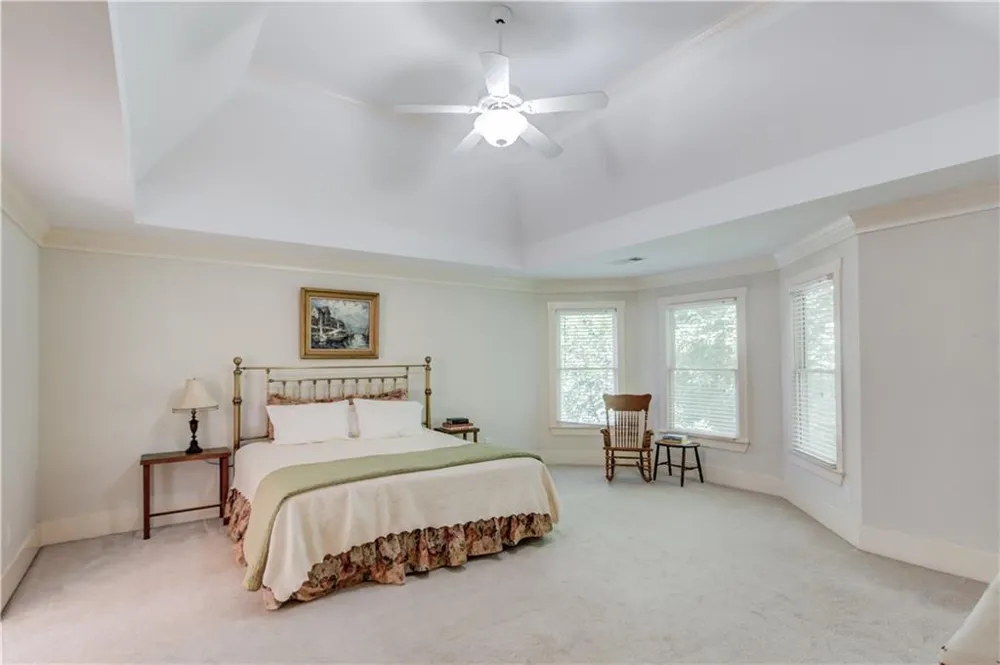 5989 Grand Loop Road Sugar Hill, GA 30518