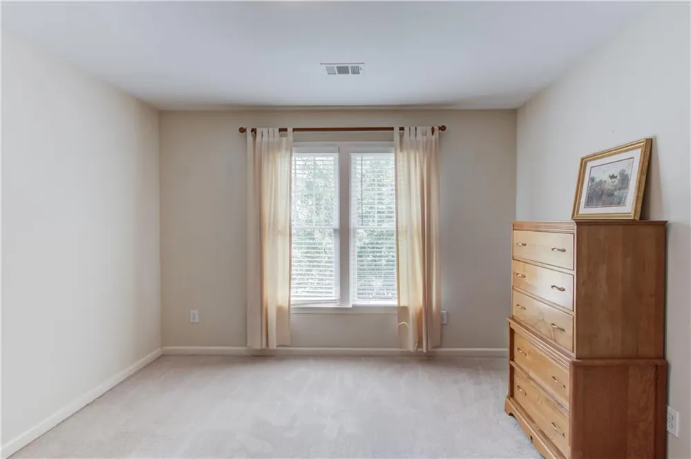5989 Grand Loop Road Sugar Hill, GA 30518