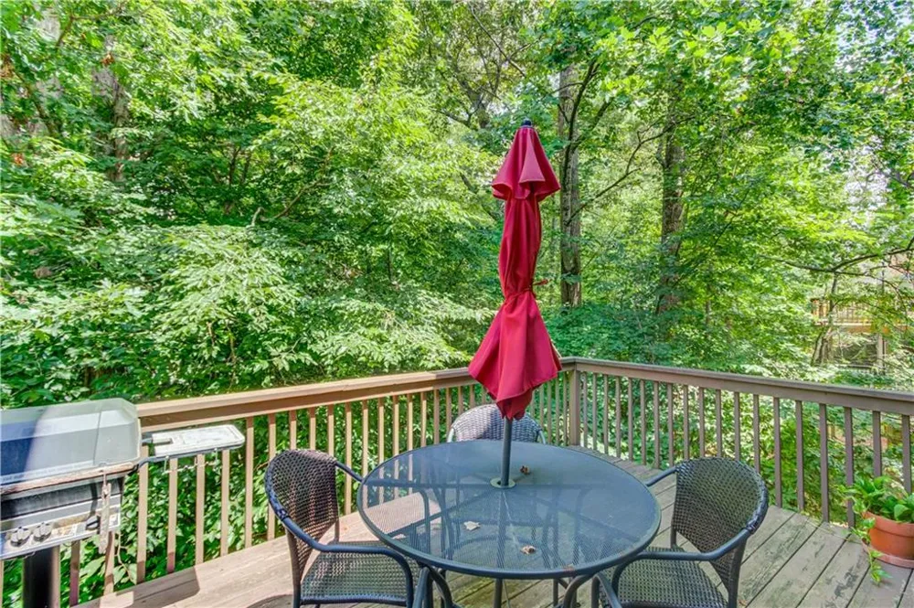 5989 Grand Loop Road Sugar Hill, GA 30518