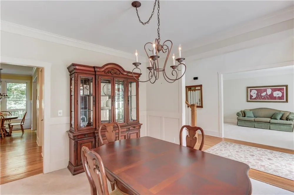 5989 Grand Loop Road Sugar Hill, GA 30518