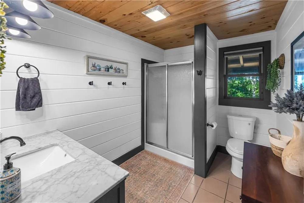 832 Scenic Mountain View Road Blue Ridge, GA 30513