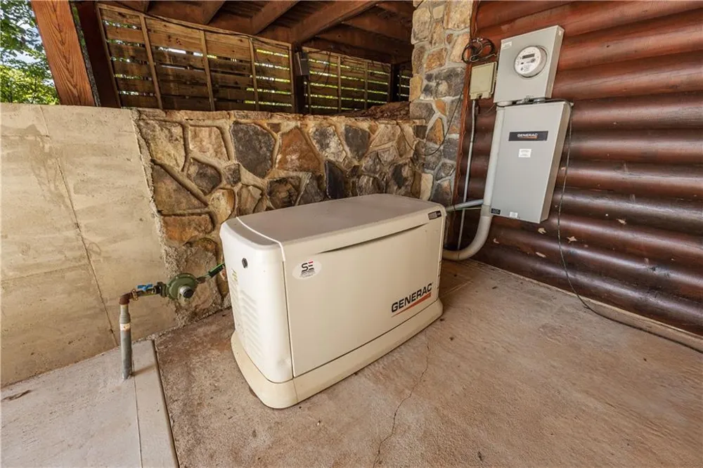 832 Scenic Mountain View Road Blue Ridge, GA 30513