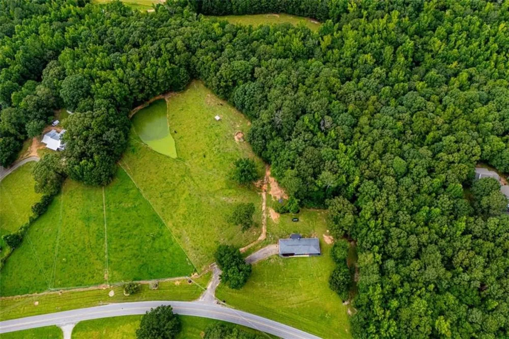 4624 Jacksonville Road Tallapoosa, GA 30176