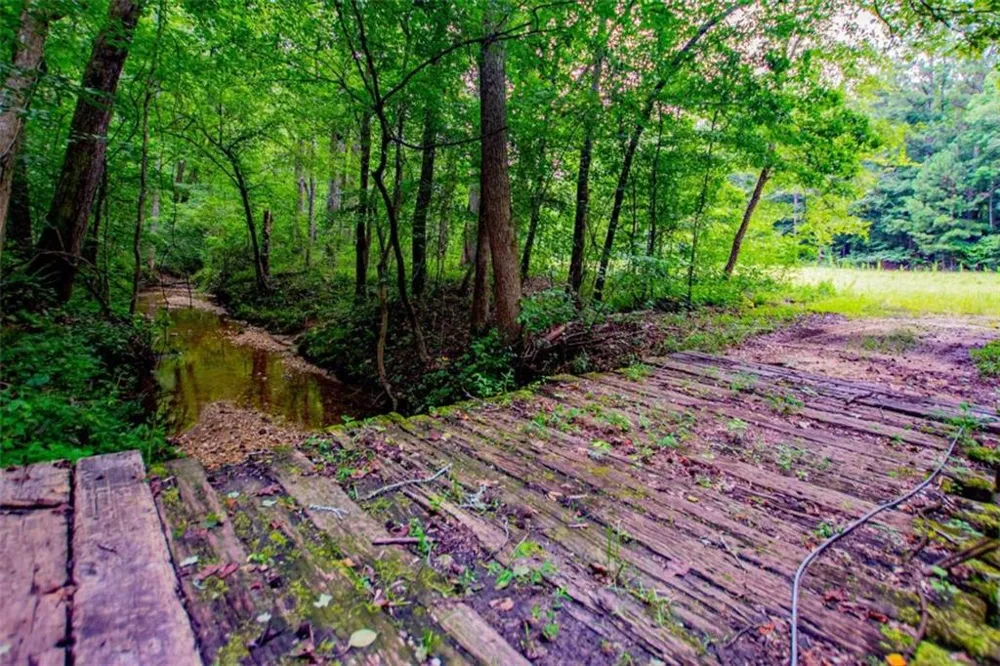4624 Jacksonville Road Tallapoosa, GA 30176