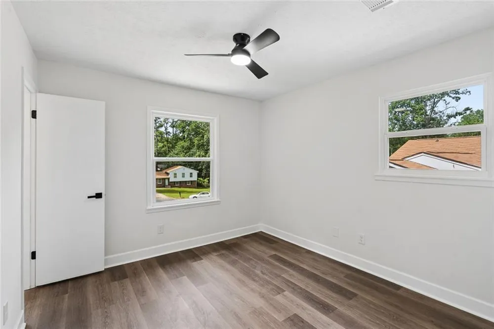 498 Queen Aliese Lane Jonesboro, GA 30236