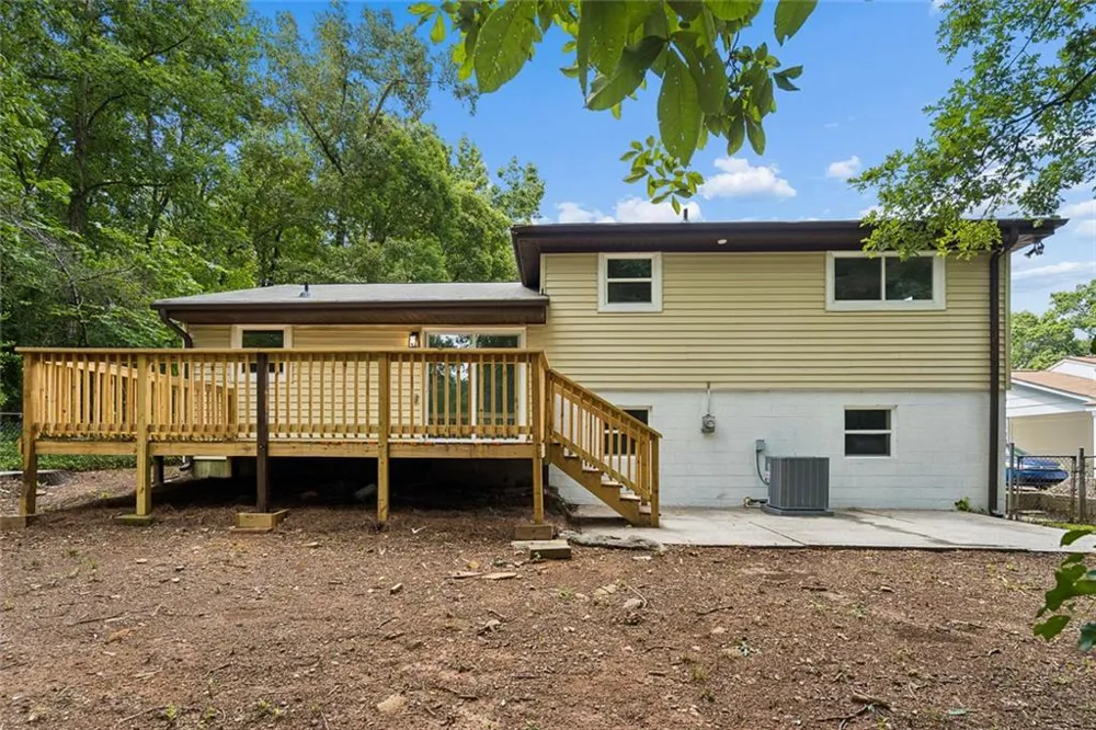498 Queen Aliese Lane Jonesboro, GA 30236
