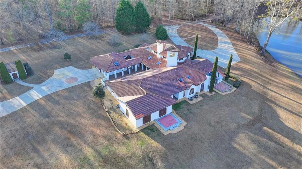 1540 LIPSCOMB ROAD Social Circle, GA 30025