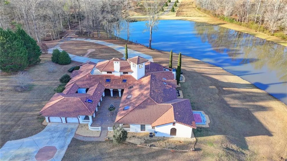 1540 LIPSCOMB ROAD Social Circle, GA 30025
