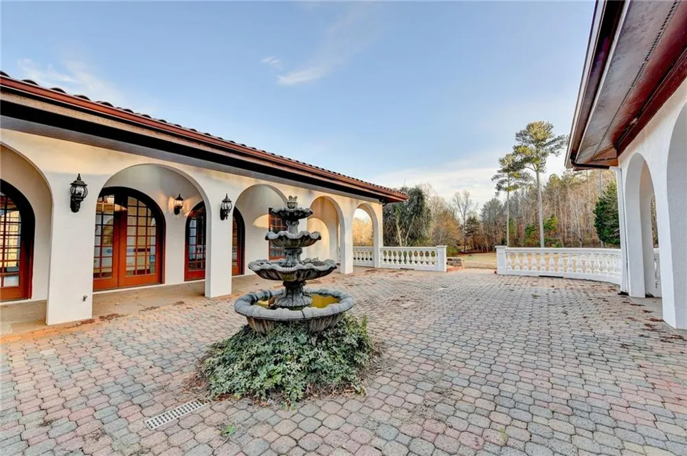 1540 LIPSCOMB ROAD Social Circle, GA 30025