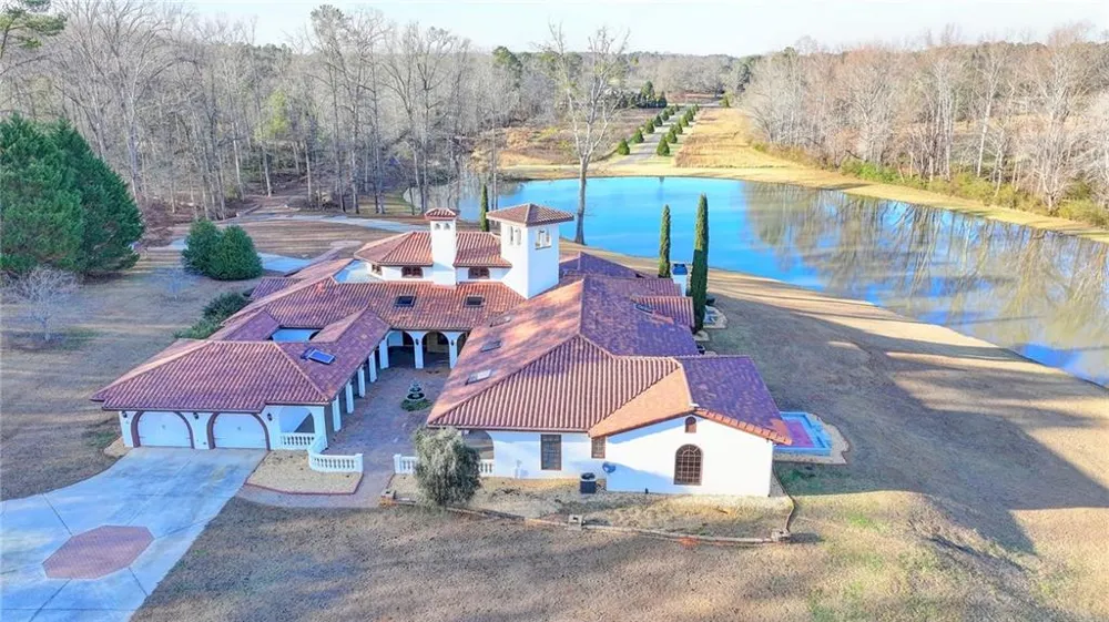 1540 LIPSCOMB ROAD Social Circle, GA 30025