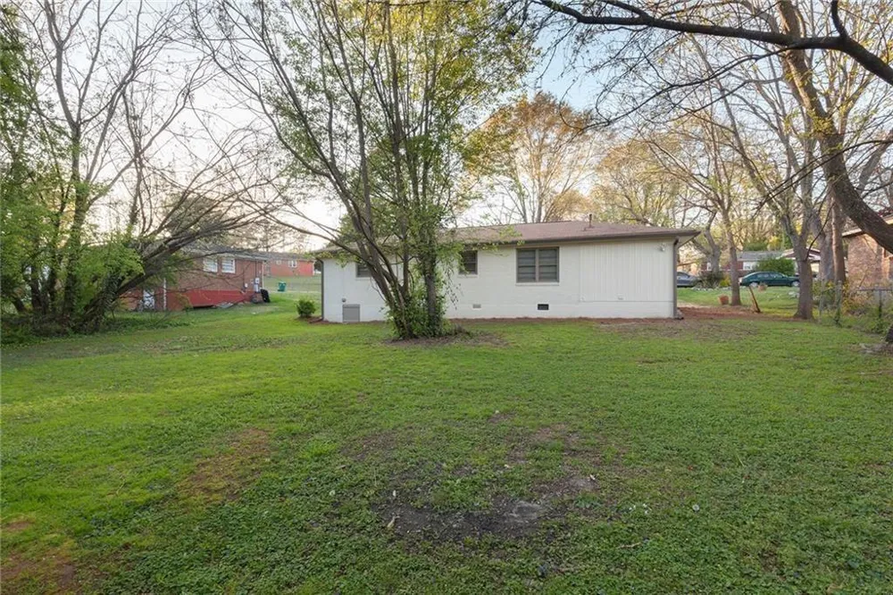 4332 Rob Roy Conley, GA 30288