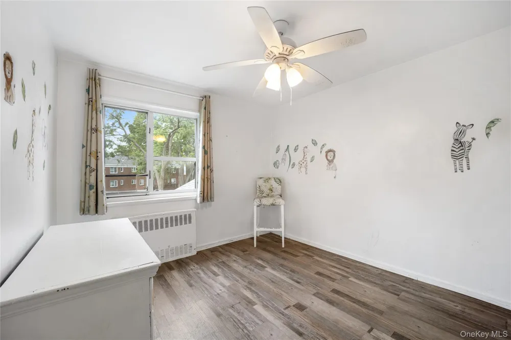 224-02 Stronghurst Avenue #208 Queens Village, NY 11427
