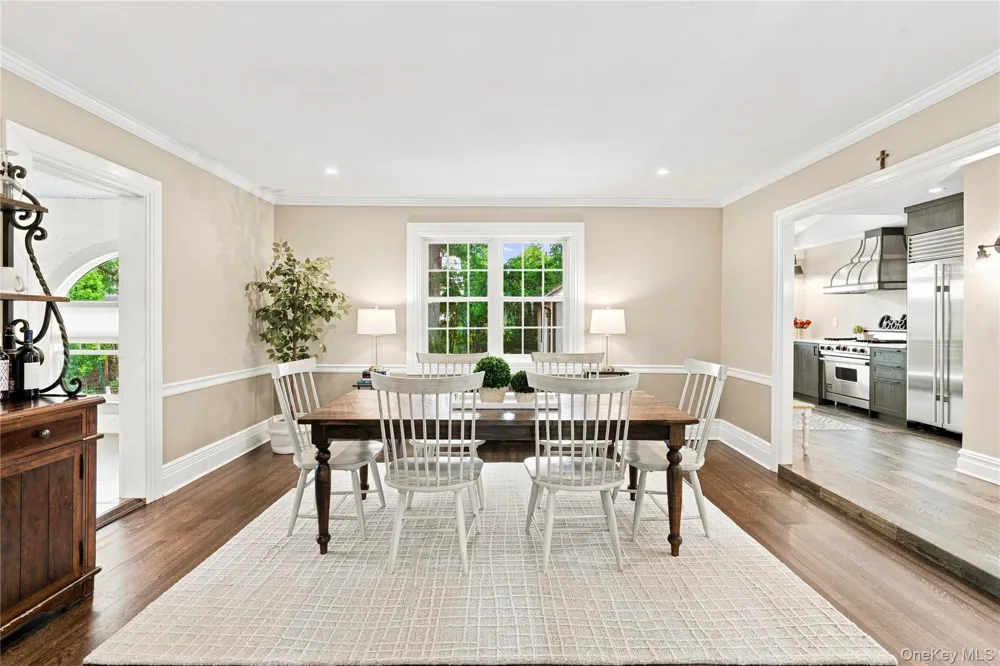 89 Poplar Street Garden City, NY 11530