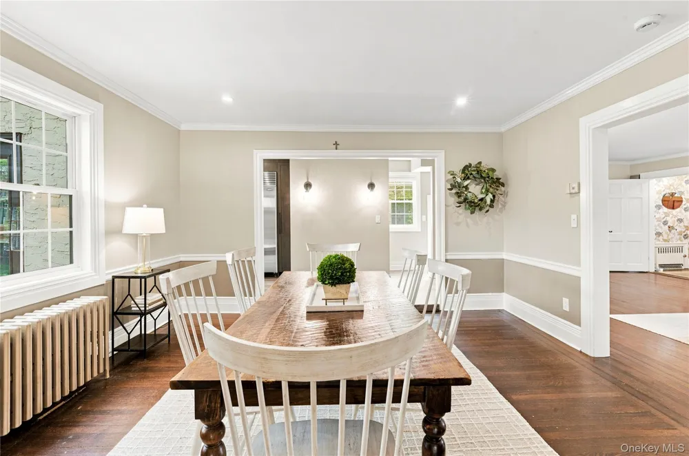 89 Poplar Street Garden City, NY 11530
