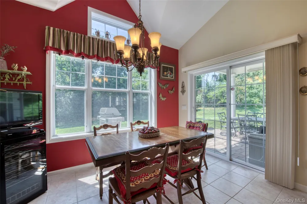 216 Sonata Court Eastport, NY 11941