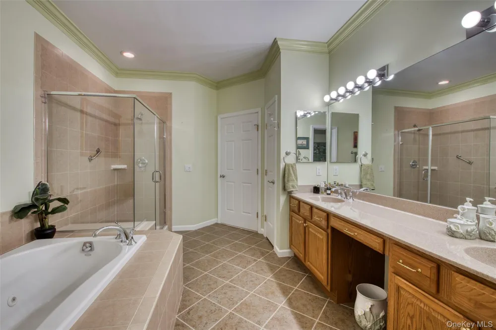 216 Sonata Court Eastport, NY 11941