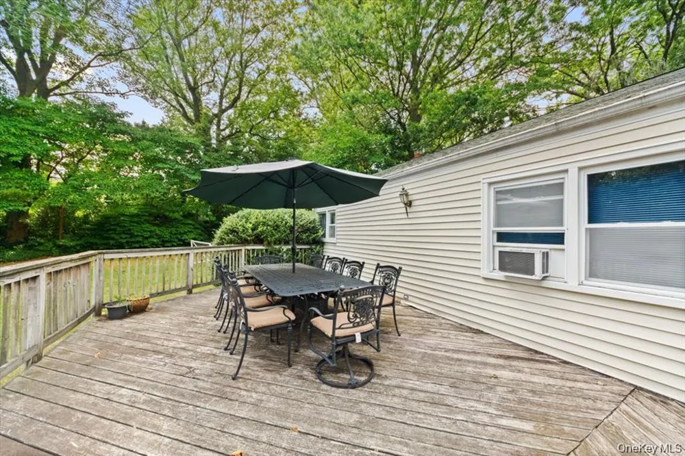 101 Cresthill Road Yonkers, NY 10710