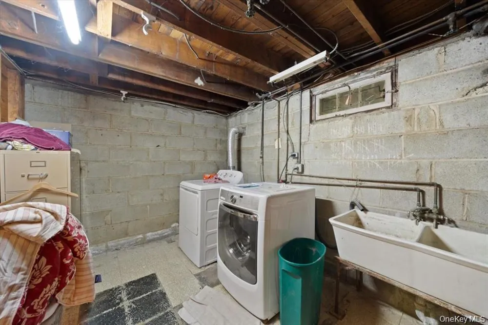 101 Cresthill Road Yonkers, NY 10710