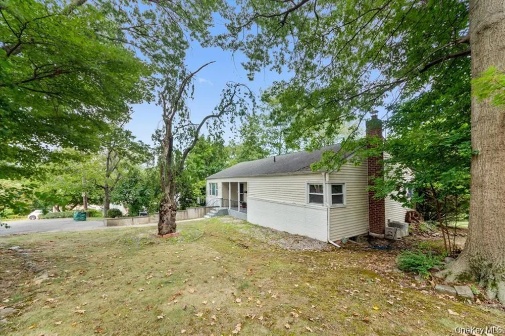 101 Cresthill Road Yonkers, NY 10710