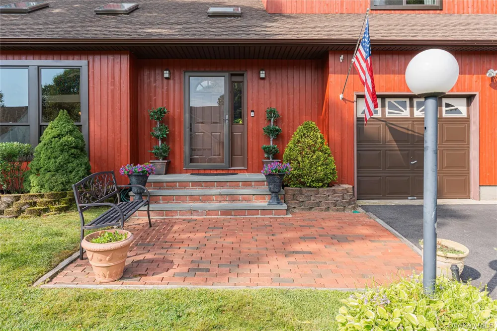 20 Debragga Avenue East Moriches, NY 11940