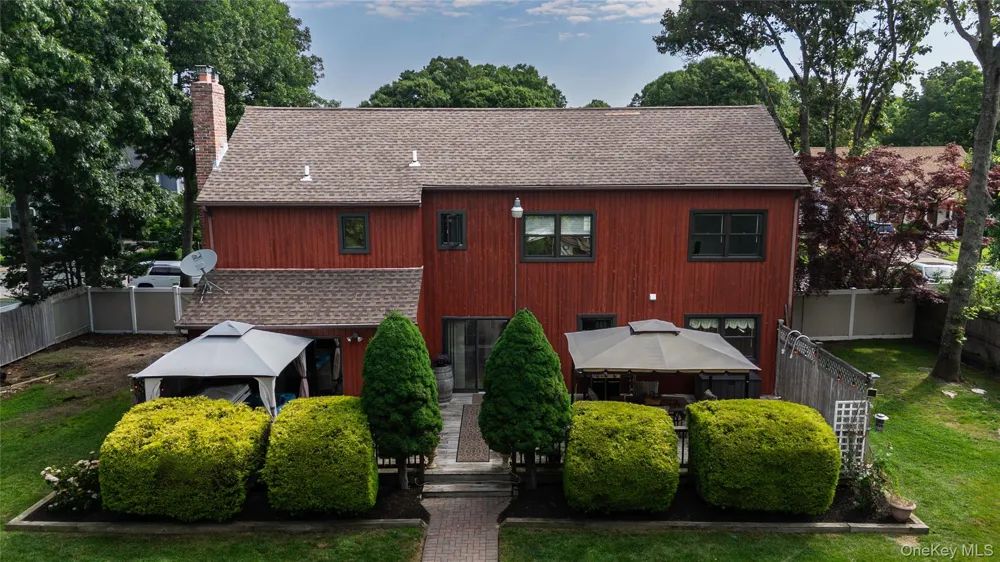 20 Debragga Avenue East Moriches, NY 11940