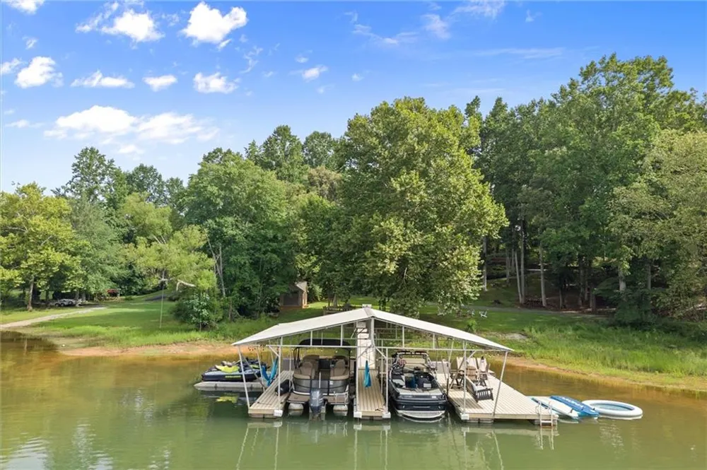 3755 Woods Creek Drive Young Harris, GA 30582