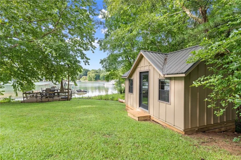 3755 Woods Creek Drive Young Harris, GA 30582