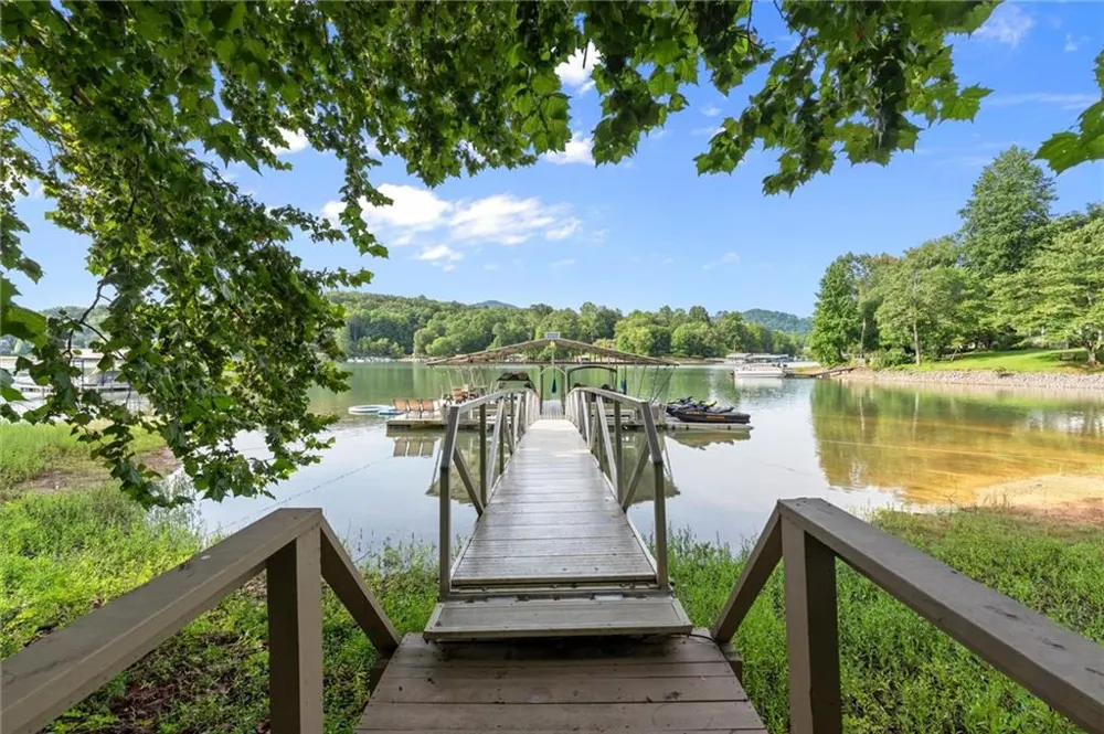 3755 Woods Creek Drive Young Harris, GA 30582