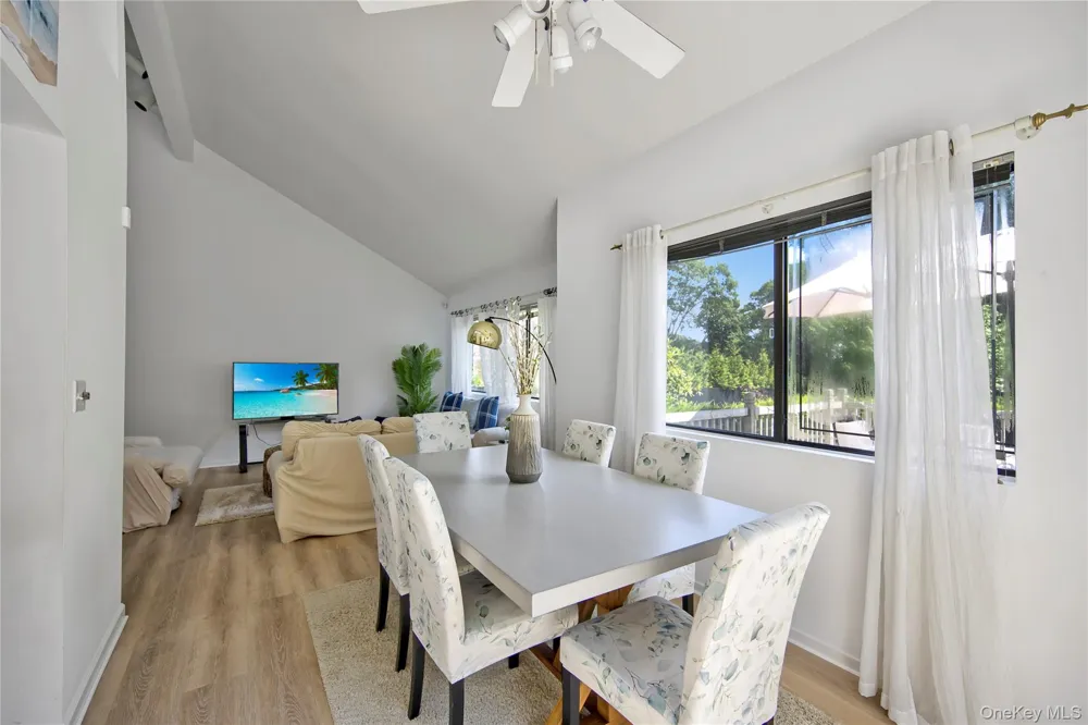 8 School Street Hampton Bays, NY 11946