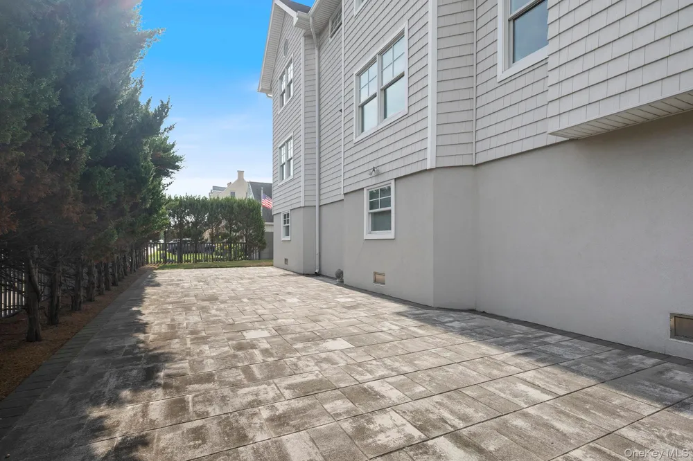 157 Washington Boulevard Long Beach, NY 11561