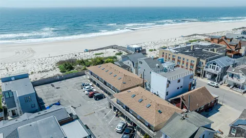 979 Oceanfront #11