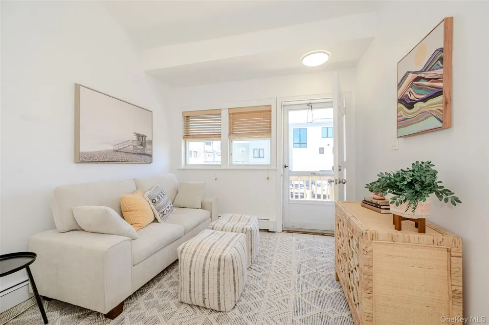 979 Oceanfront #11 Long Beach, NY 11561