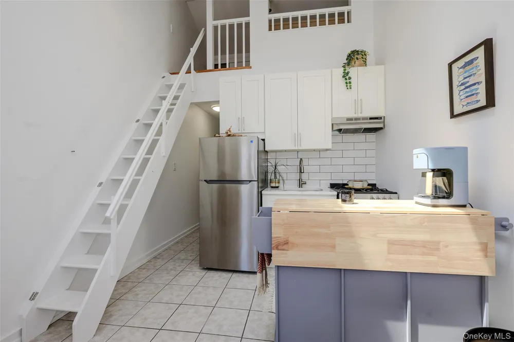 979 Oceanfront #11 Long Beach, NY 11561