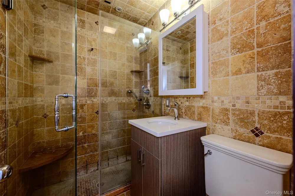 979 Oceanfront #11 Long Beach, NY 11561