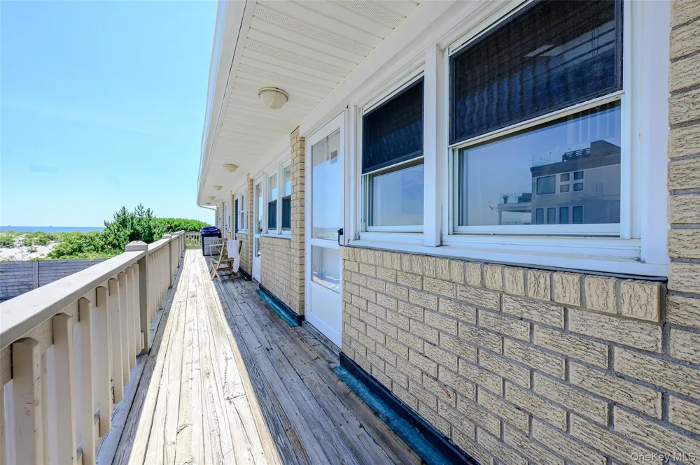 979 Oceanfront #11 Long Beach, NY 11561