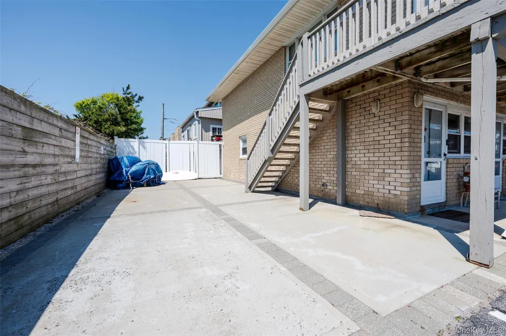 979 Oceanfront #11 Long Beach, NY 11561