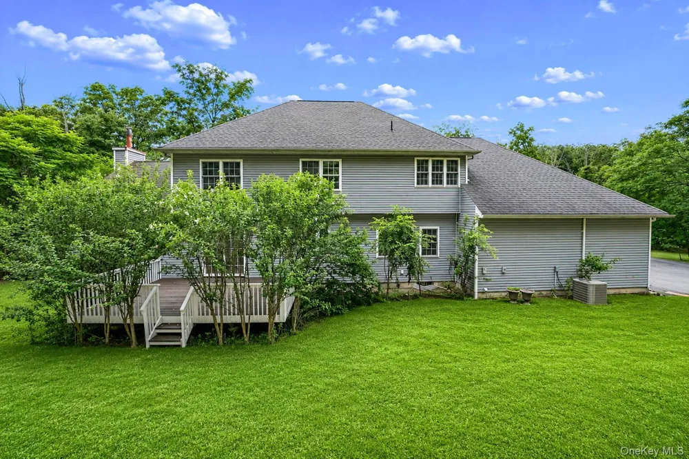 642 County Route 12 New Hampton, NY 10958