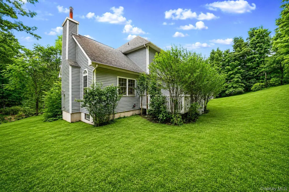 642 County Route 12 New Hampton, NY 10958
