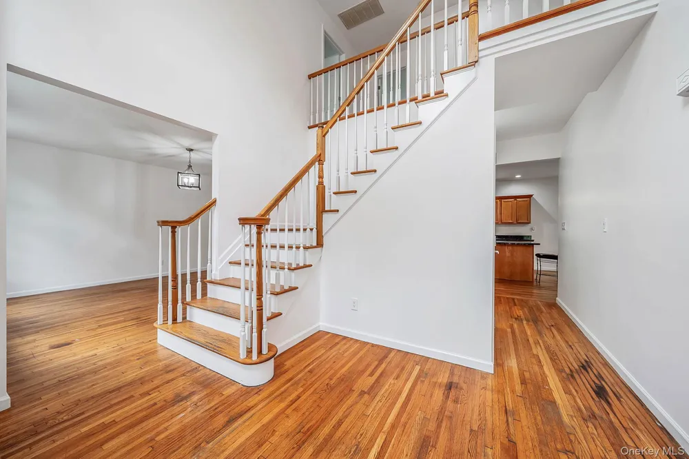 642 County Route 12 New Hampton, NY 10958
