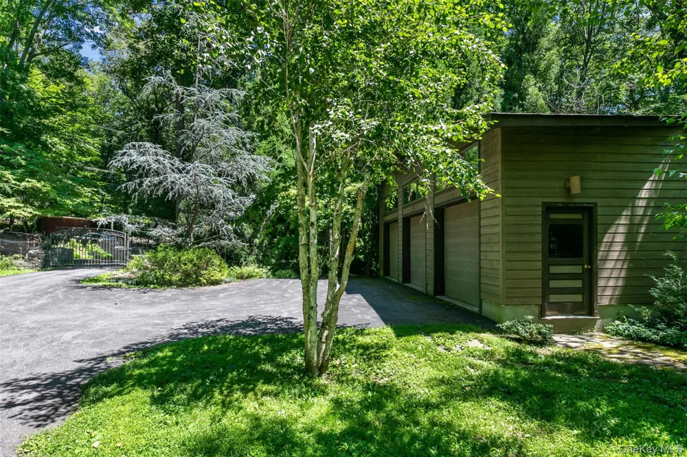 1750 Baptist Church Road Yorktown Heights, NY 10598
