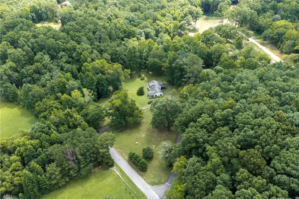 435 Hampton Road Cedartown, GA 30125