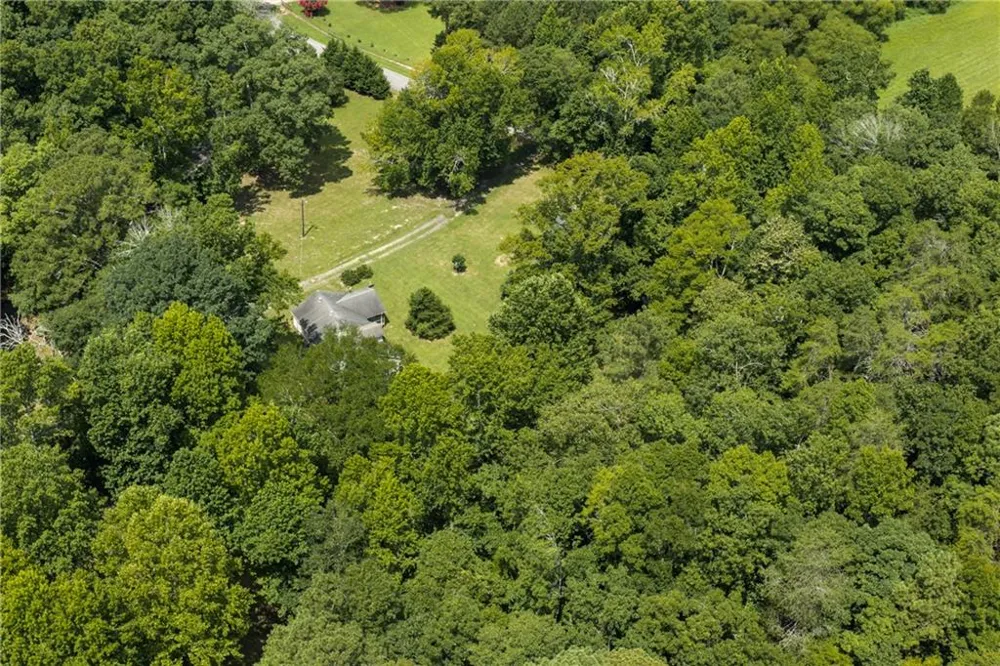 435 Hampton Road Cedartown, GA 30125