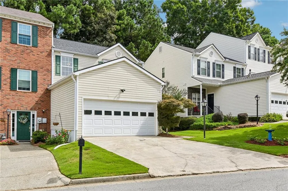 850 Abbotts Mill Court Johns Creek, GA 30097