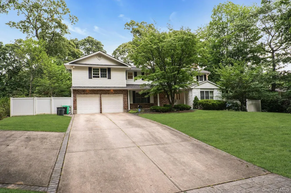 48 Colby Drive Dix Hills, NY 11746