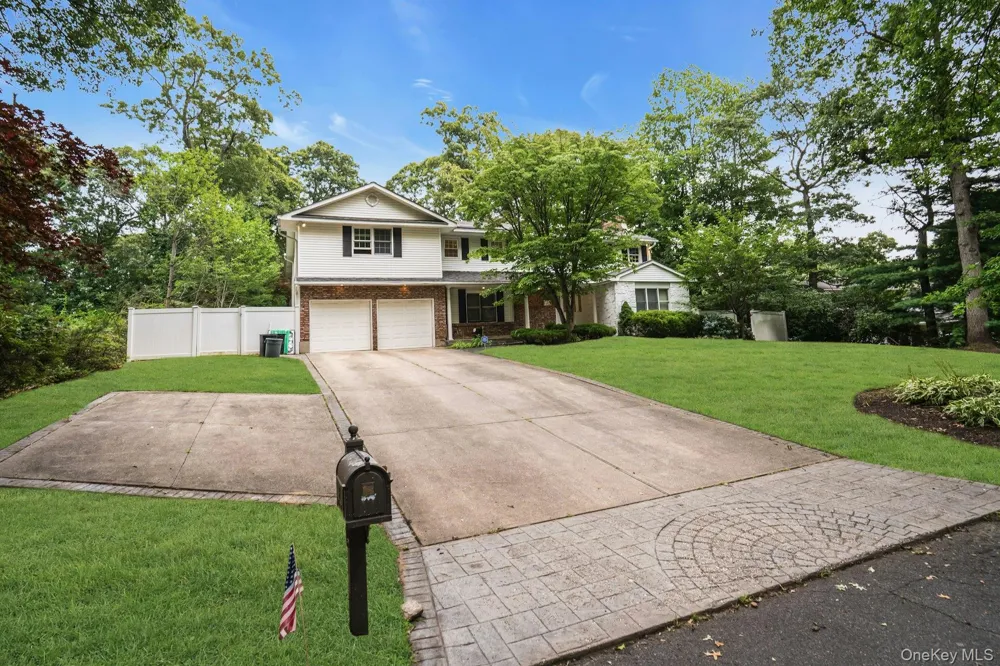 48 Colby Drive Dix Hills, NY 11746