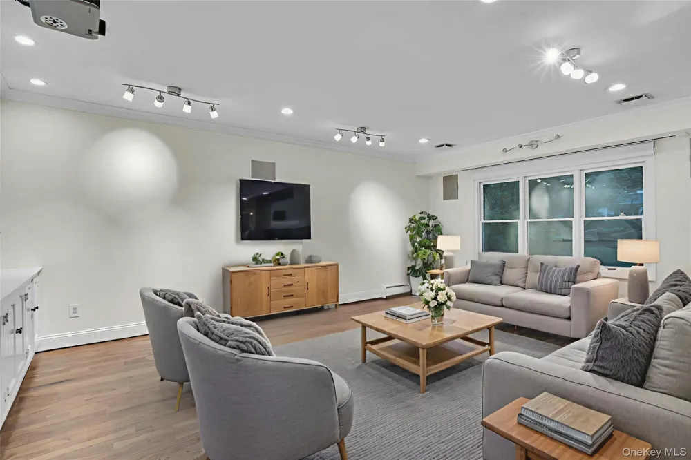 48 Colby Drive Dix Hills, NY 11746