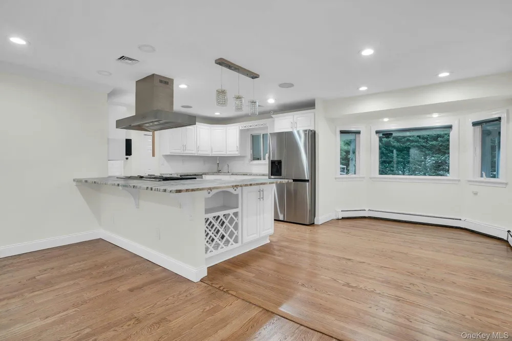 48 Colby Drive Dix Hills, NY 11746