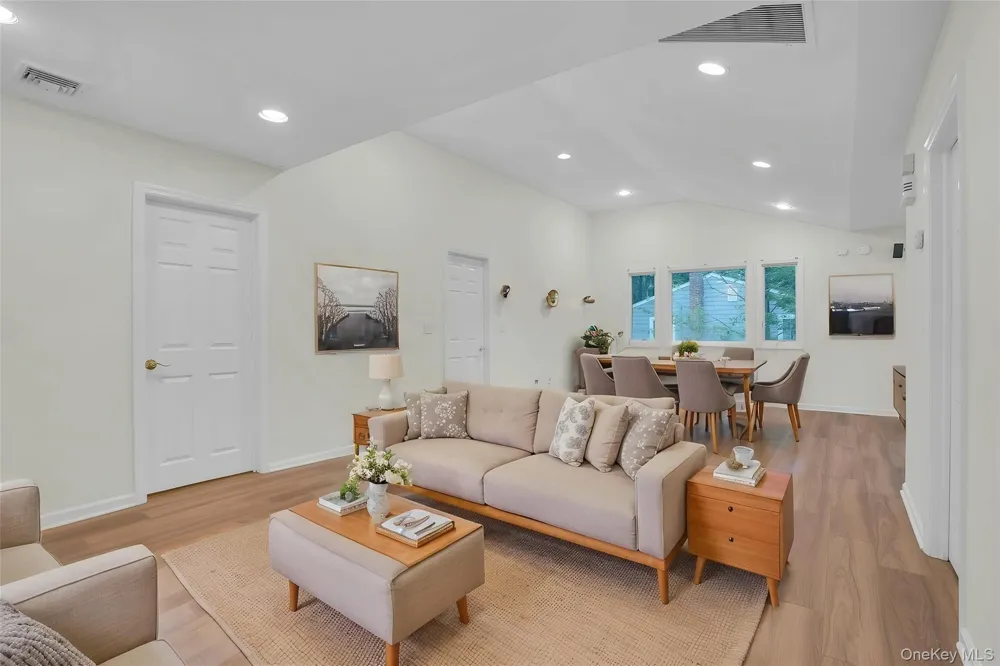 48 Colby Drive Dix Hills, NY 11746